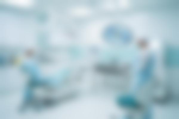 2025深圳种植牙科医院哪家强？这份名单帮你避坑省钱！