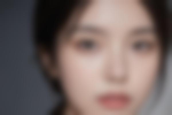 邓裴医生鼻整形价格贵吗？